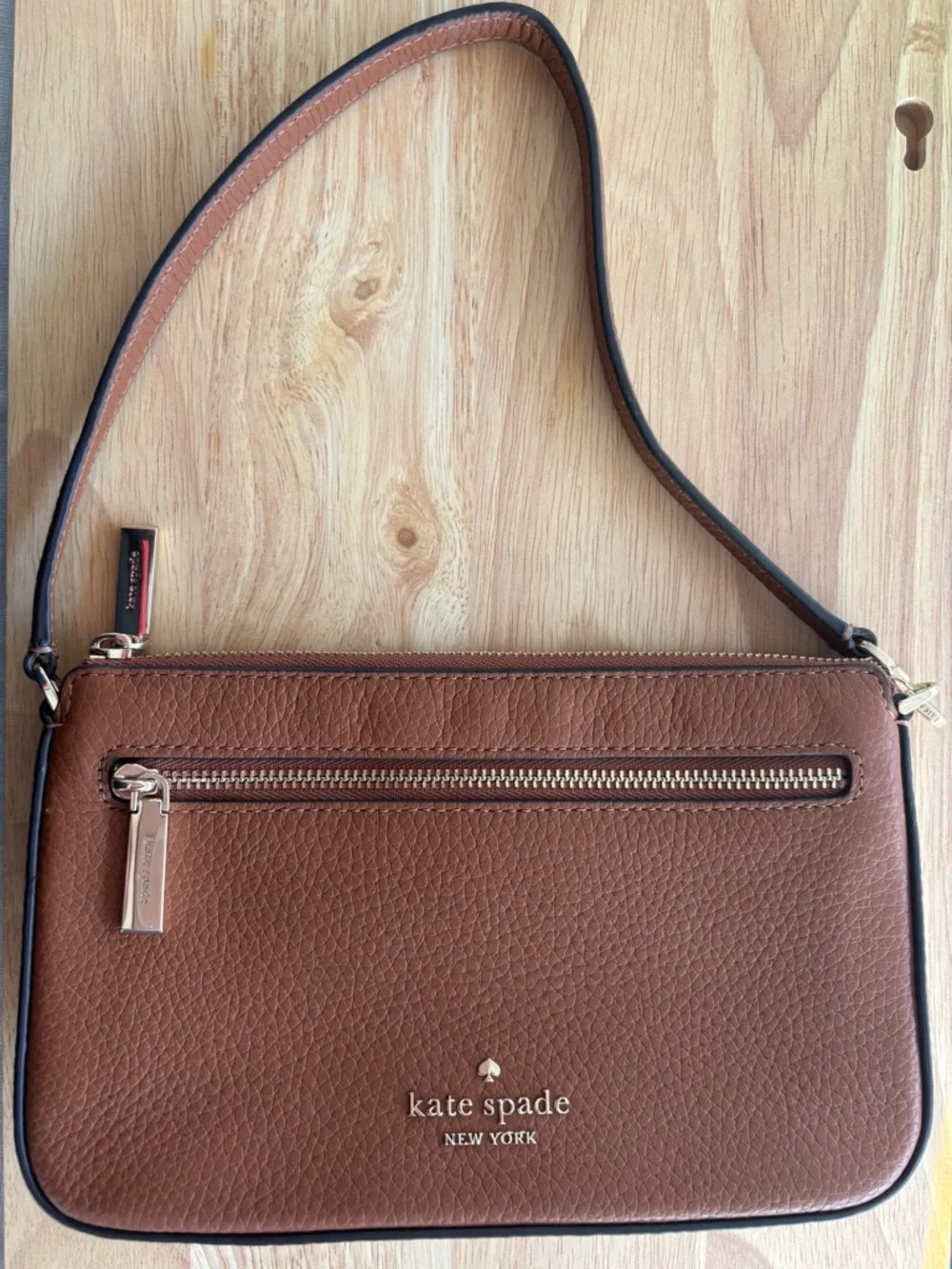 Kate Spade Leila Pebbled Leather Convertible Leather Wristlet Gingerbread - Picture 2 of 8
